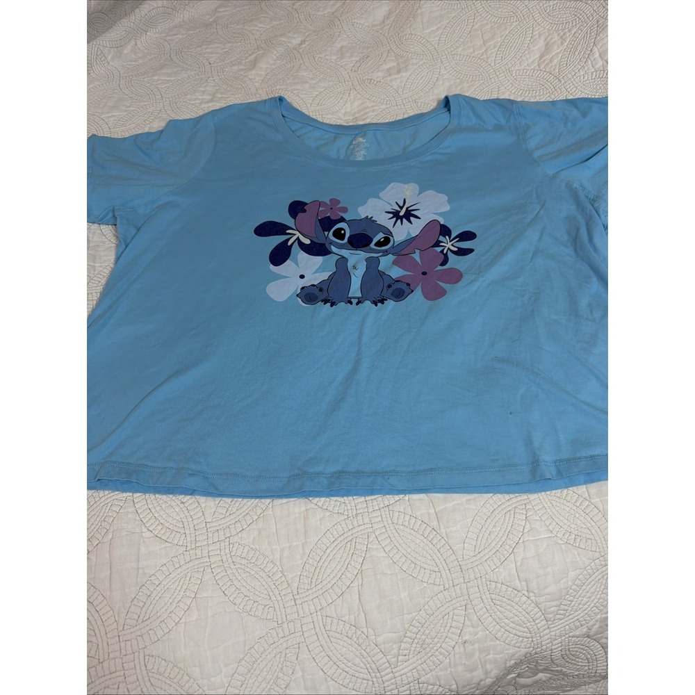 Disney Parks Authentic  Stitch Hawaiian Floral  Cropped  T-shirt Women's 2XL EUC